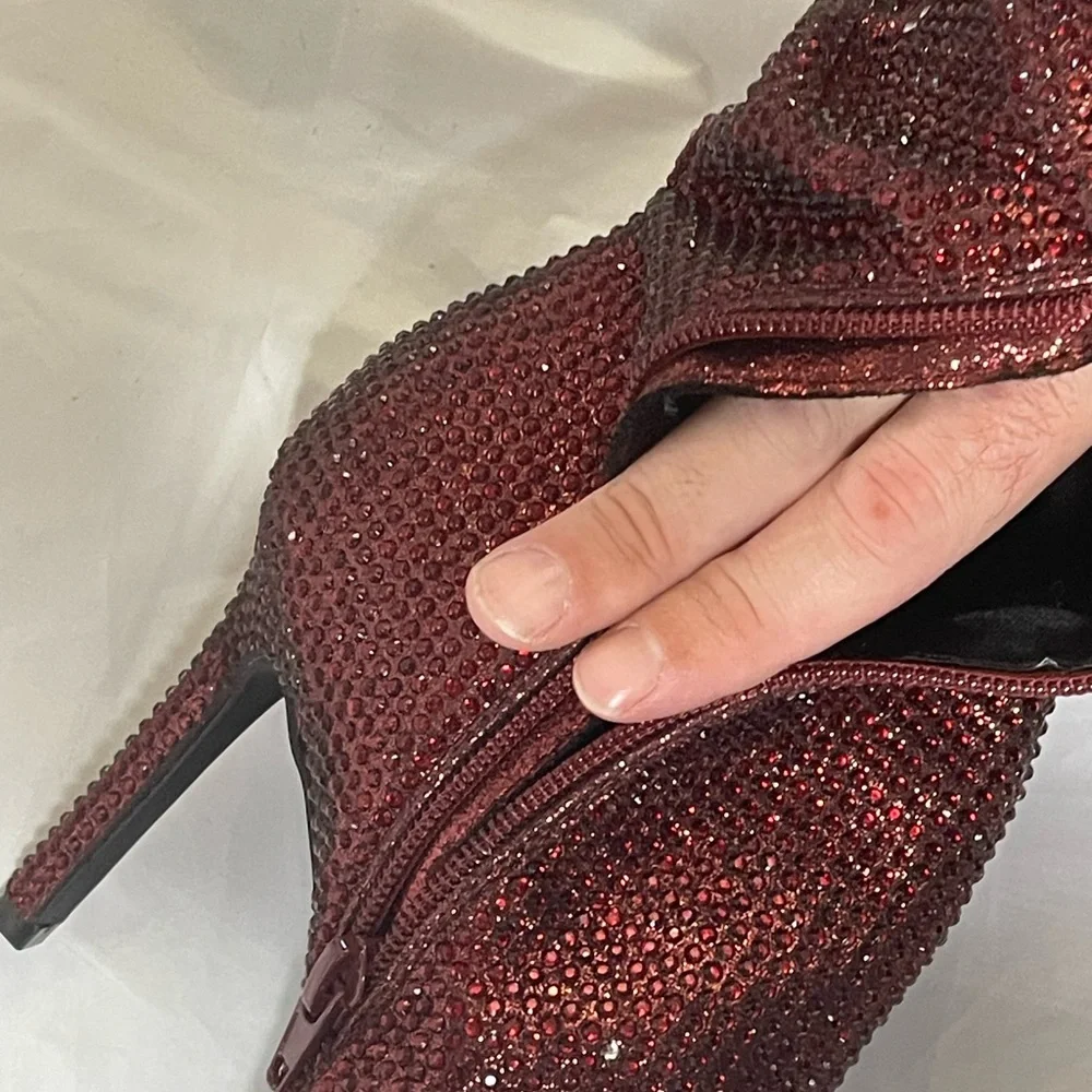 Thalia Sodi red studded sparkling boots, NWT, size 6 - Picture 3 of 8